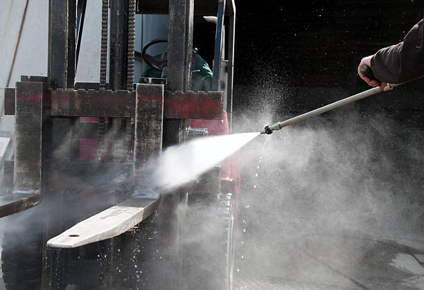 Best Pressure Washing Company Near Me  in Harrisburg, IL